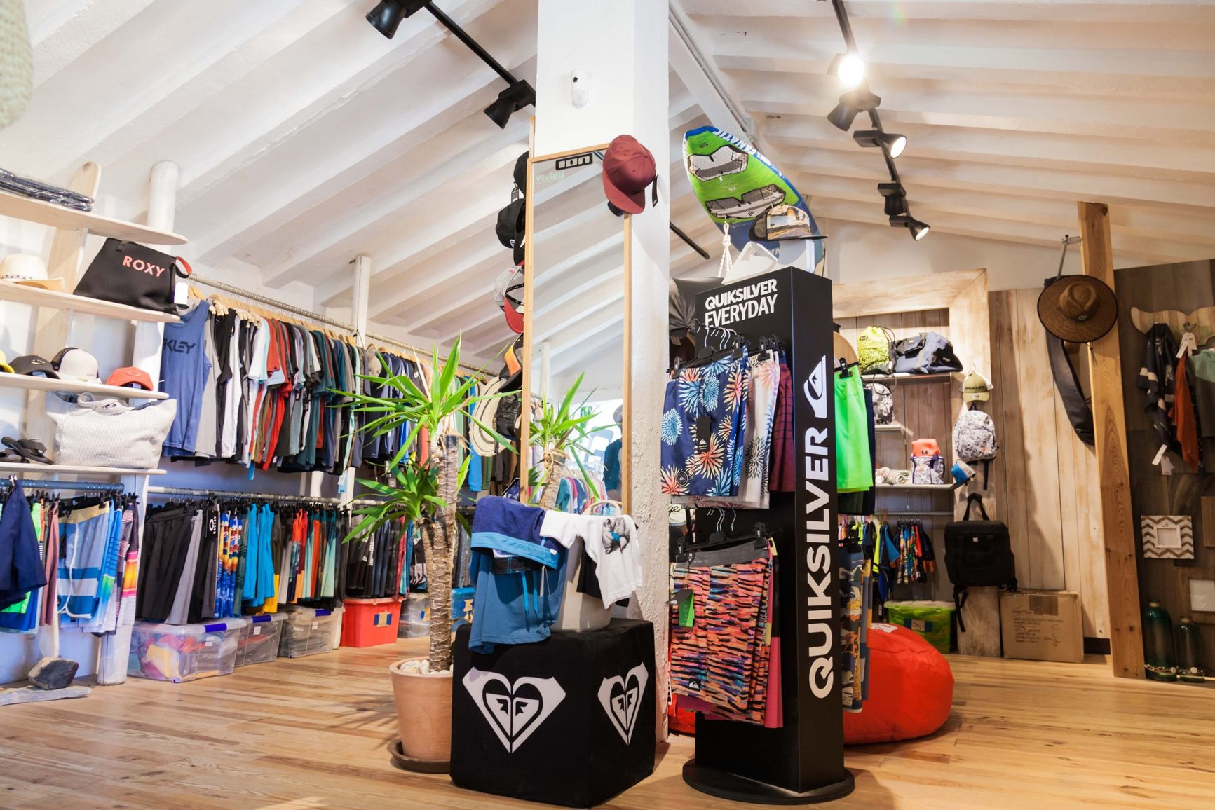 Ion Club TARIFA Windsurf, Kitesurf, Wingsurf lessons rental in TARIFA