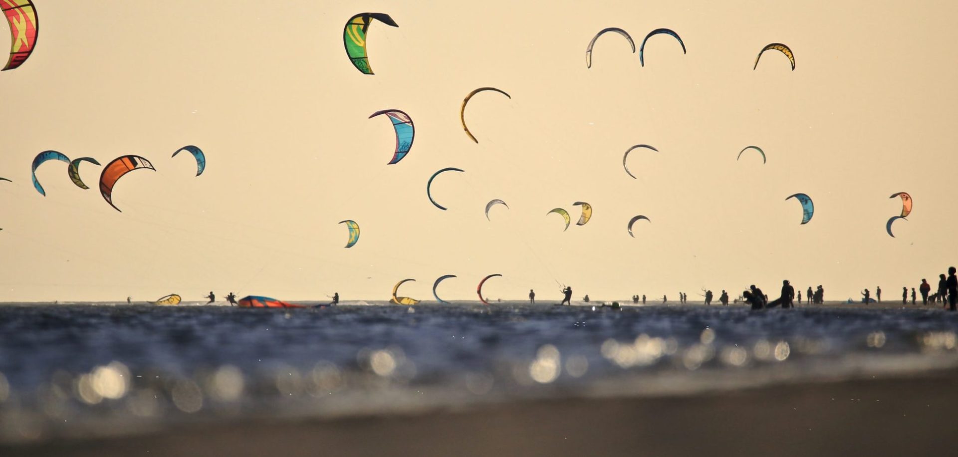 Full kitesurf spot in Dakhla at sunset in ION CLUB