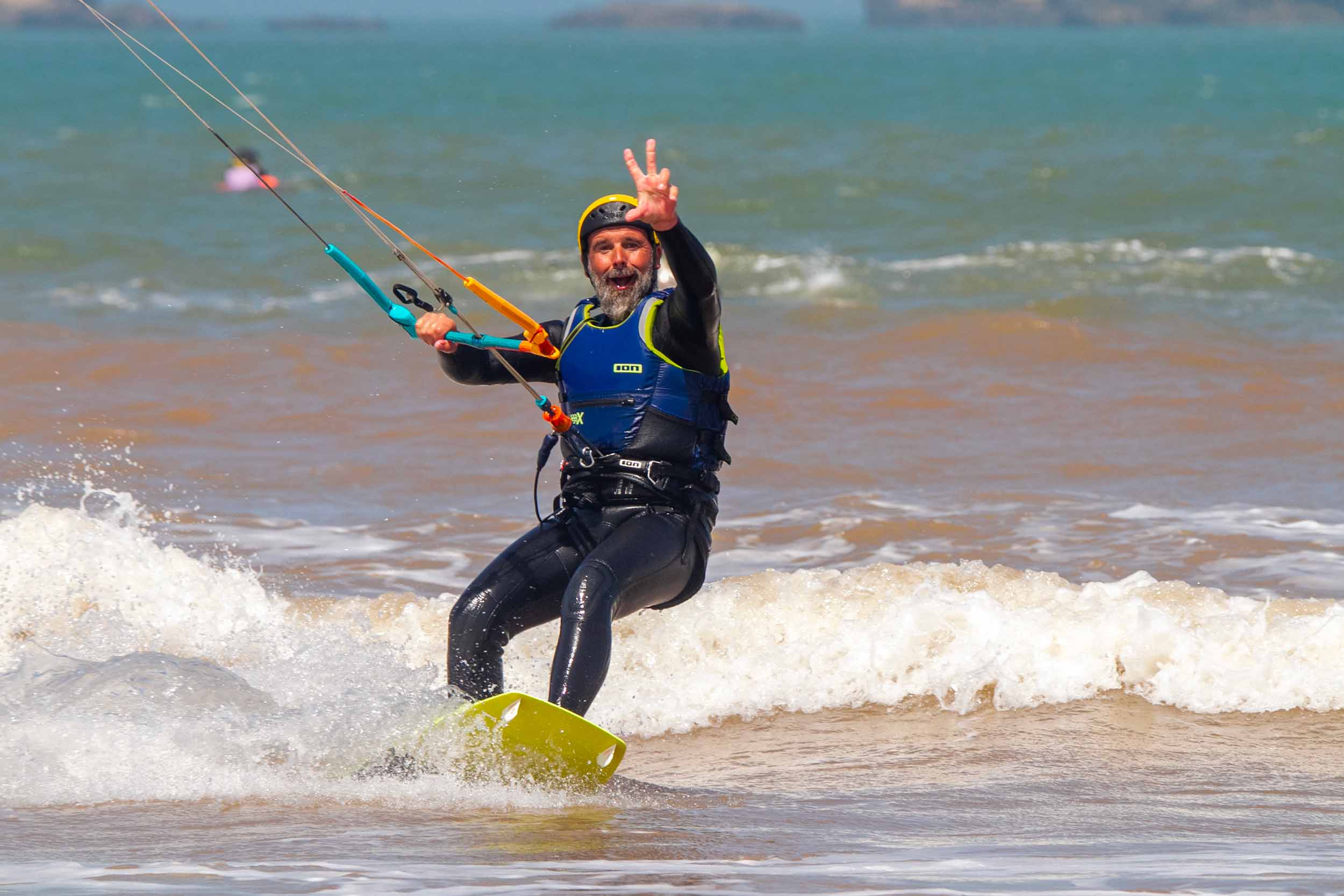 A CUSTOMER IS LEARNING KITESURF WITH ION CLUB ESSAOUIRA