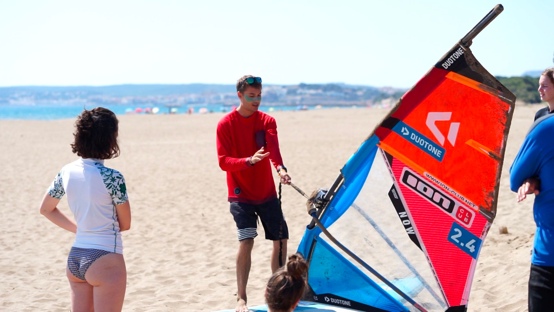 cours de windsurf en famille
