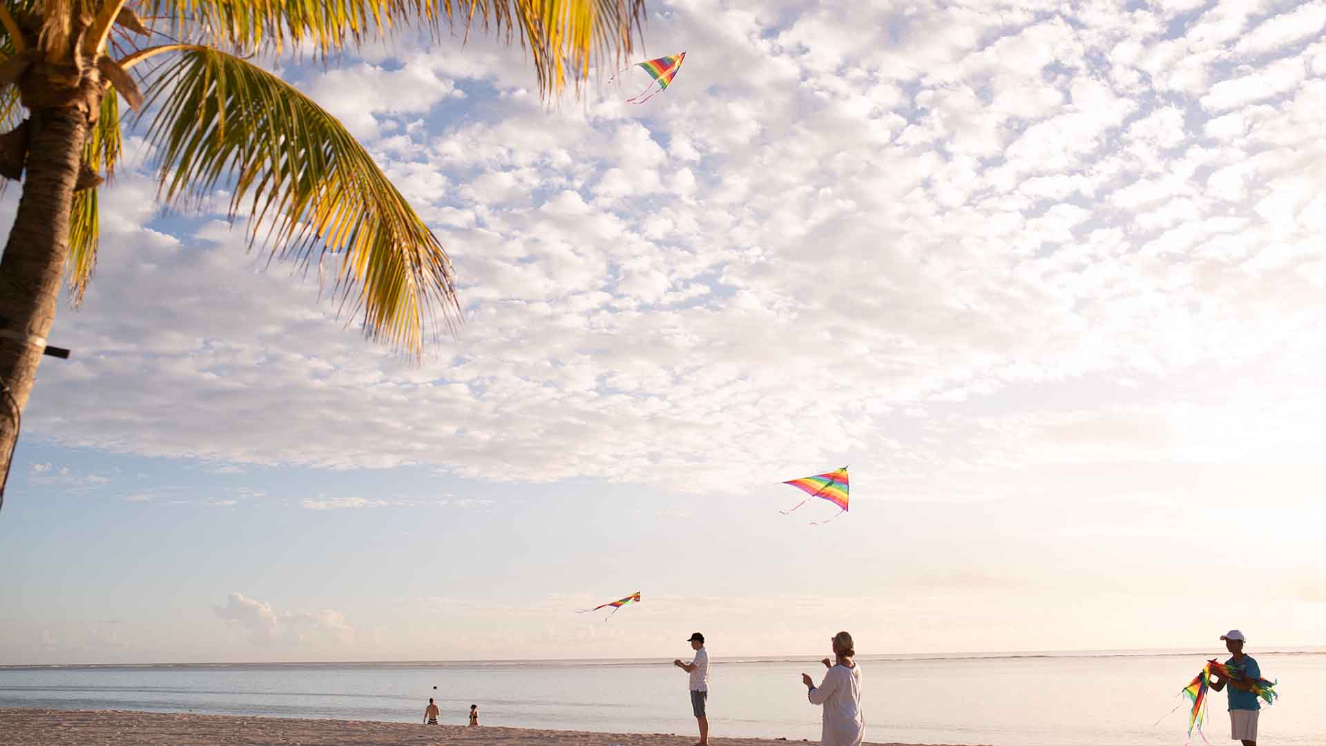 flying activities in jw marriott hotel in mauritius on the beach