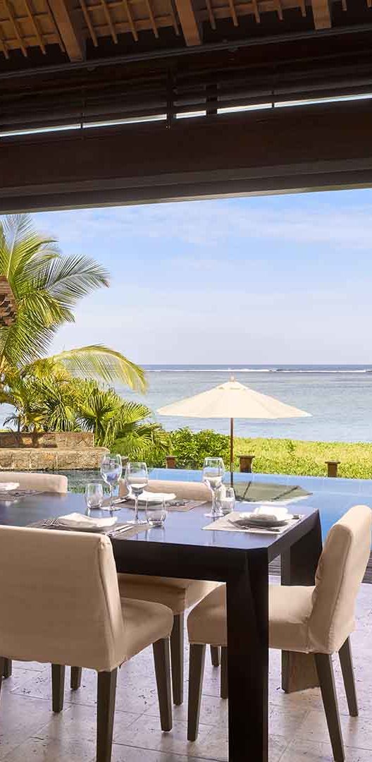 restaurant in jw marriott hotel in mauritius with a view