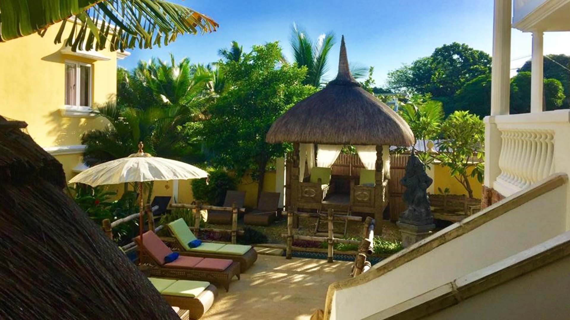wifi appartement terrace in villa seewoo with deck chair