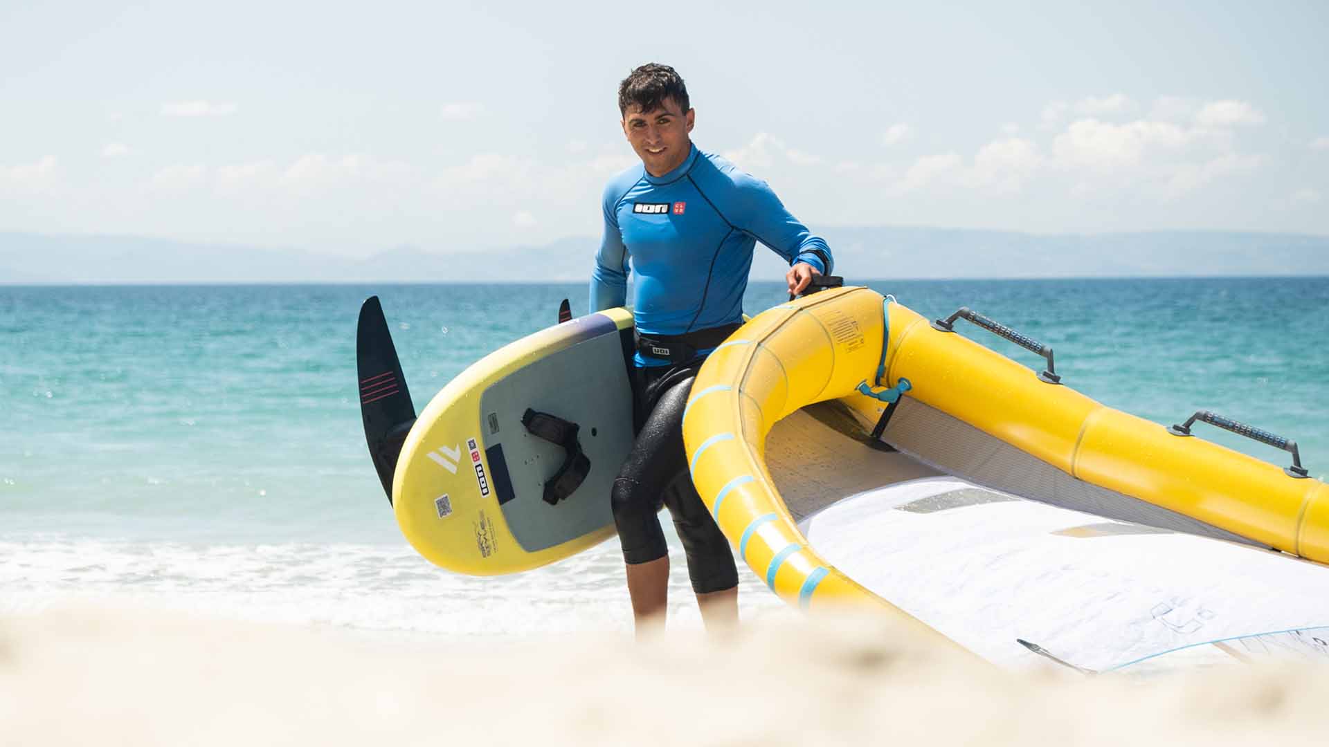 wingfoil material on the beach