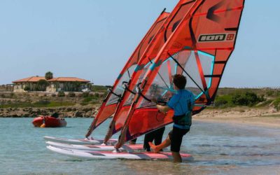 WINDSURFEN AUF KARPATHOS: SOMMER, SONNE UND MELTEMI IM MITTELMEER
