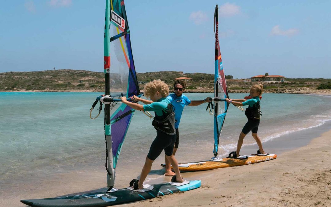 Windsurfing courses for beginners to advanced