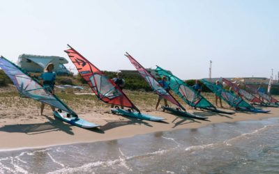 Cours de planche à voile pour débuter et progresser