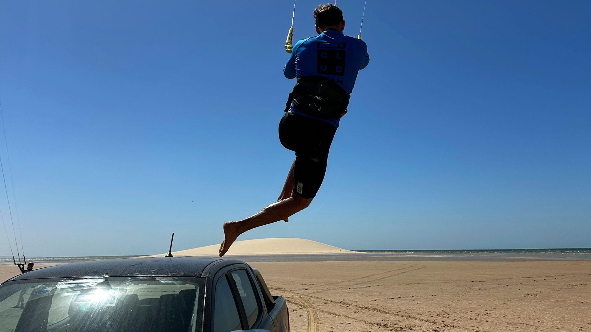 white dune jump