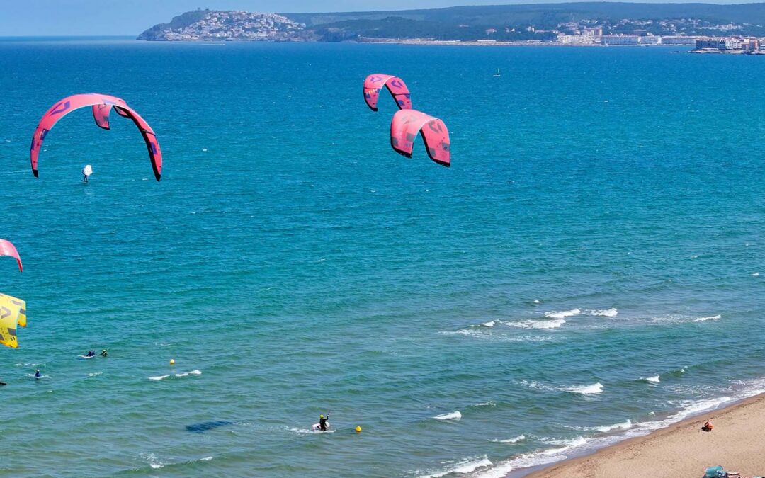 GOLF DE ROSES : SPOT DE KITESURF, WINDSURF ET WINGFOIL